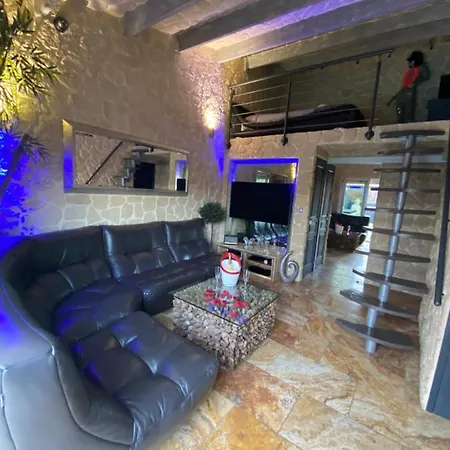 Вілла Villa Des Sens Агд